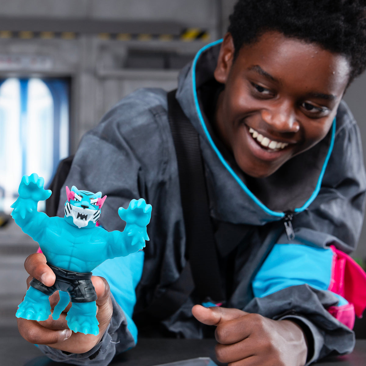 مستر بيست لاب النمر الأيقوني التمدد والضغط MrBeast Lab