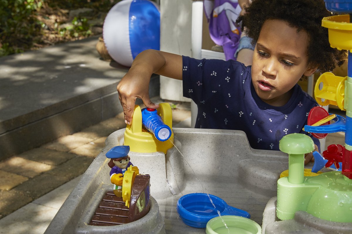 ليتل تايكس سفينة القراصنة طاولات الماء Little Tikes