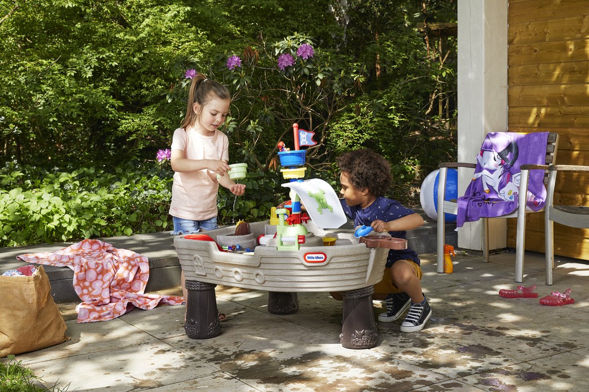 ليتل تايكس سفينة القراصنة طاولات الماء Little Tikes