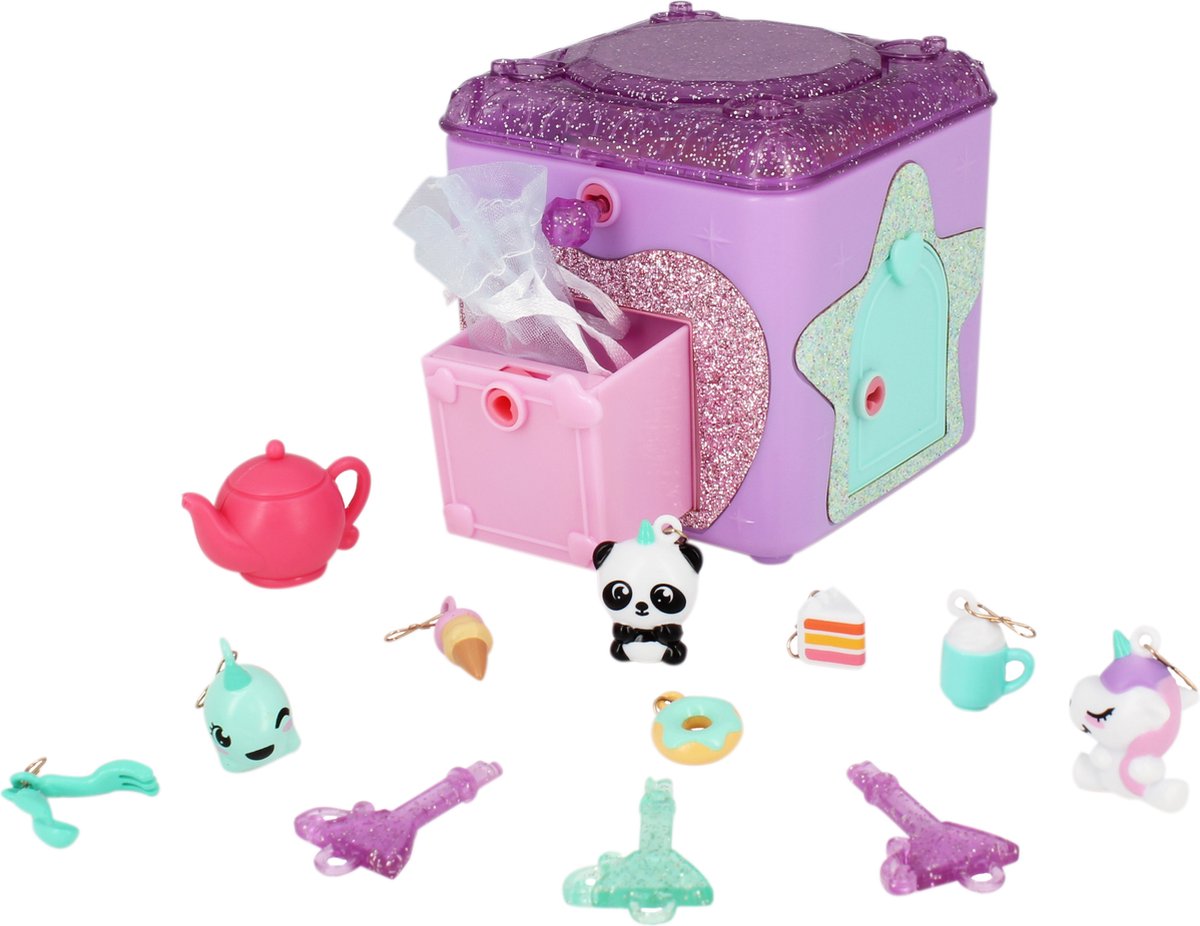 فان لوكيتس صندوق سري مع دلايات المجسمات FUNLOCKETS