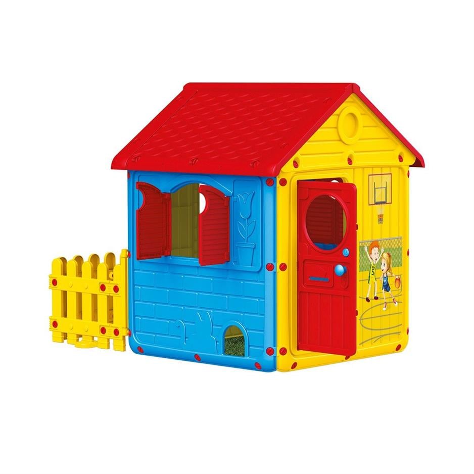 منزل المدينة الأول مع سياج منازل خارجية Dolu