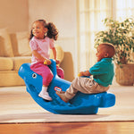 ليتل تايكس لعبة مرجيحة الحوت لون أزرق مركبات الدف Little Tikes