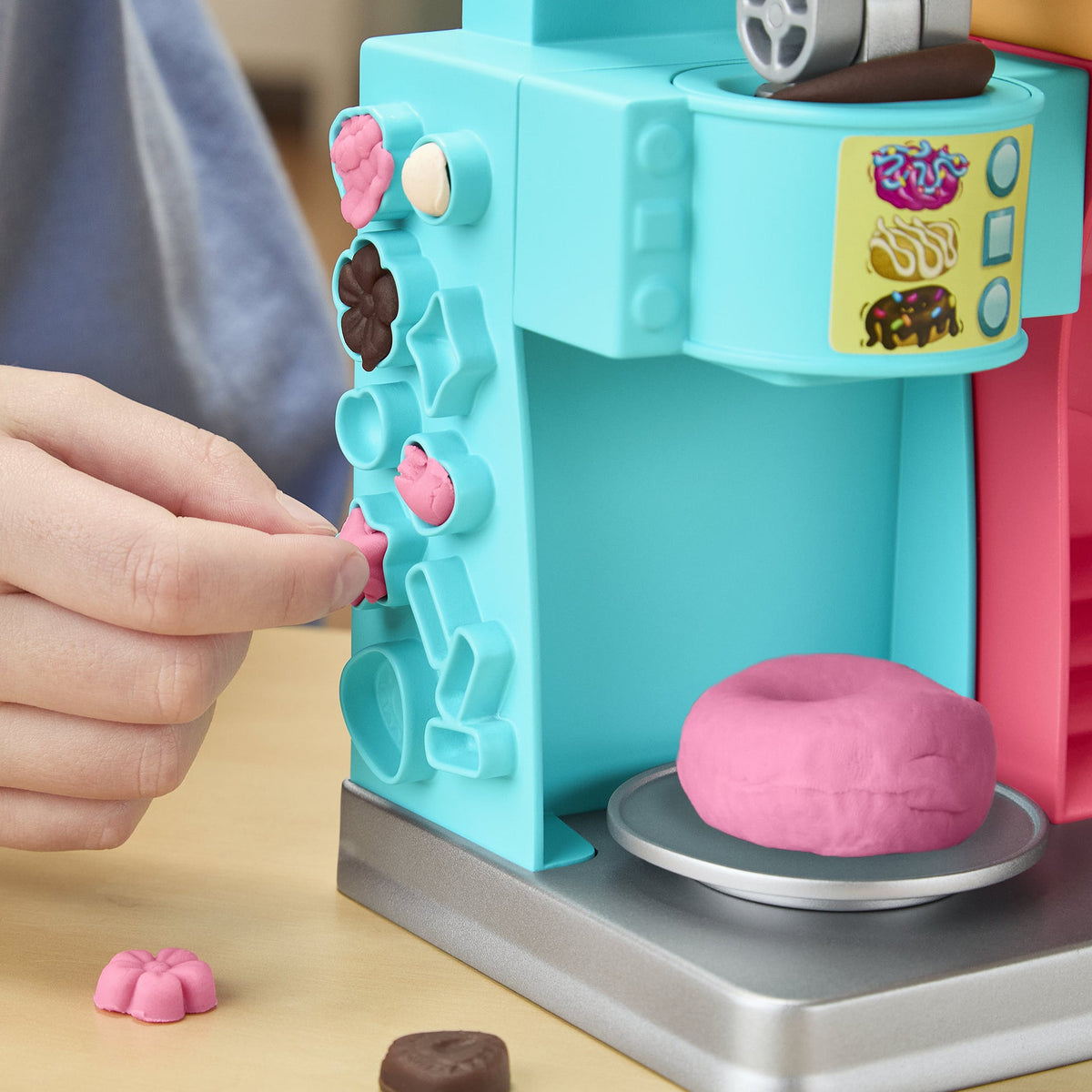 بلاي دوه آلة صنع الدونات بالصلصال الصلصال والمعجون Play-Doh