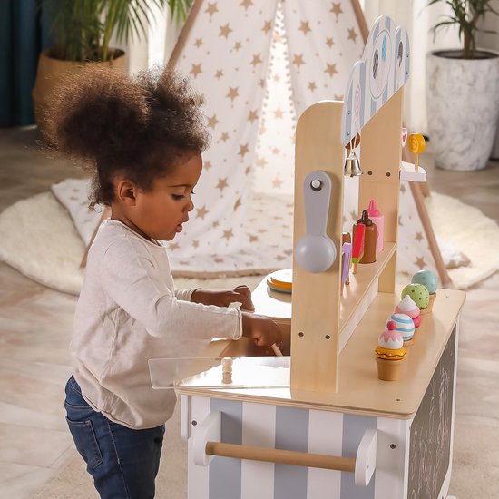 فيجا متجر الآيس كريم الخشبي التسوق والوظائف VIGA