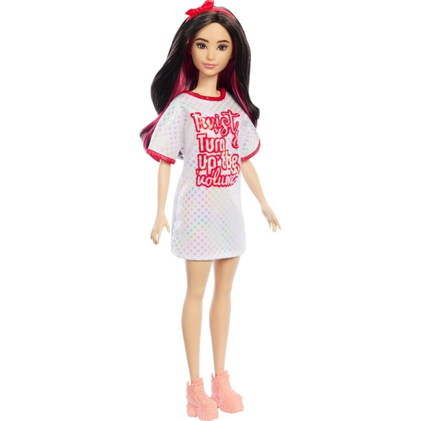 باربي دمية أزياء باربي تويست اند تيرن بشعر مموج بلون أسود دمى الشخصيات Barbie