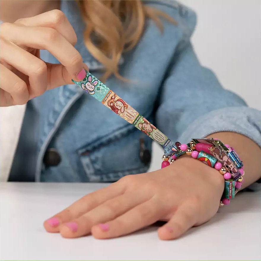 ستيكي رولز صناعة مجوهرات مع ملصقات الخرز والاكسسوارات Sticki Rolls