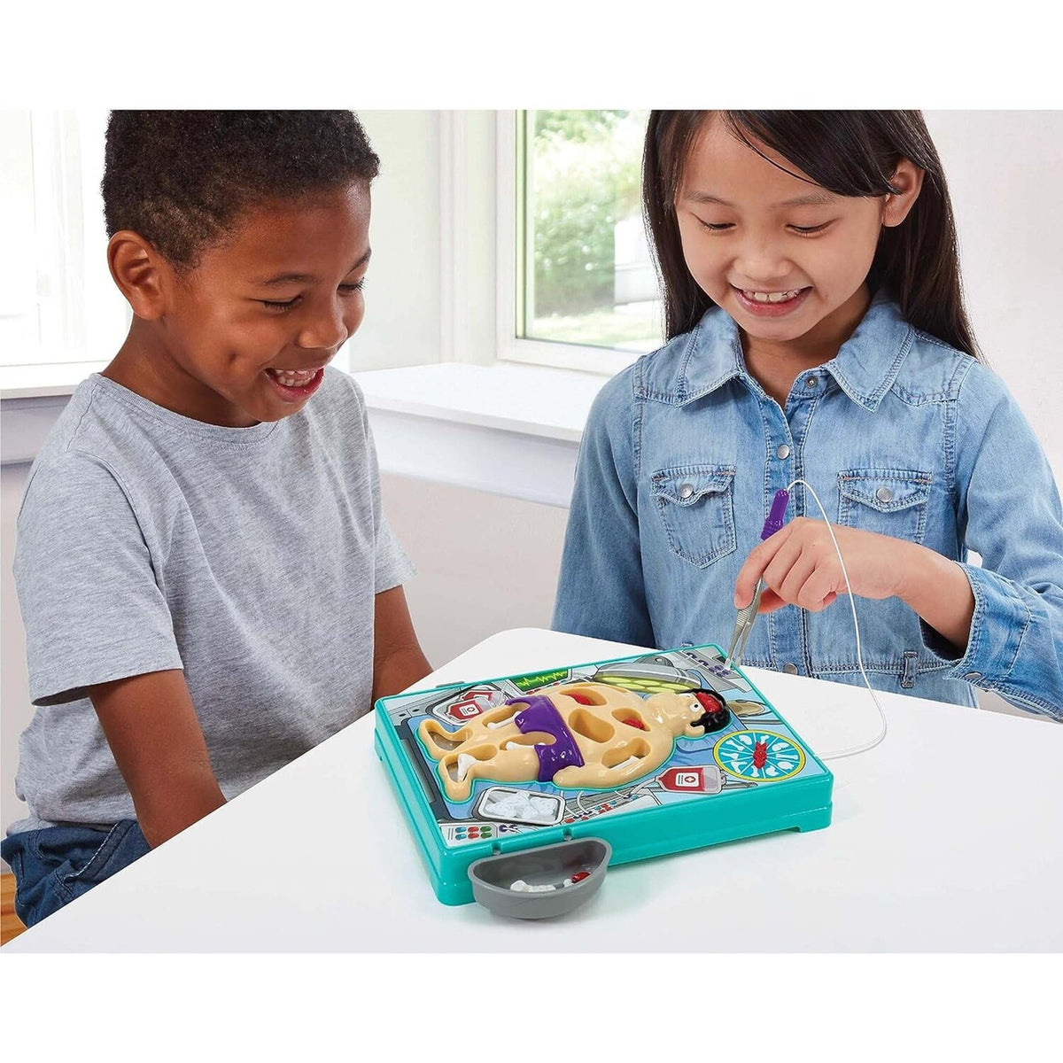 أمباسادور لعبة الجراحة المهتزة العاب لوحية Ambassador