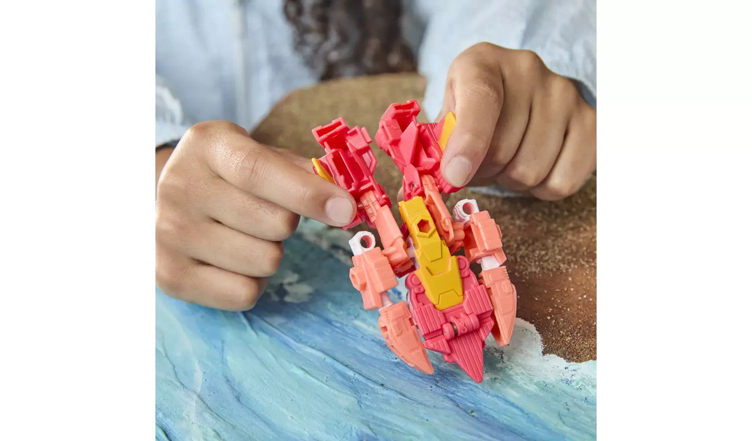 ترانسفورمرز مجسم سي سي ايليتا شخصيات كرتونية Transformers