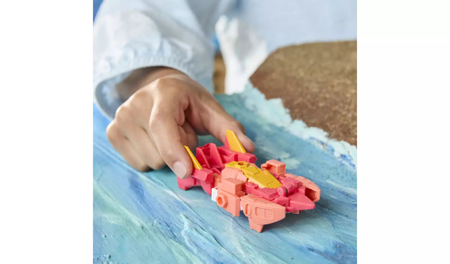 ترانسفورمرز مجسم سي سي ايليتا شخصيات كرتونية Transformers