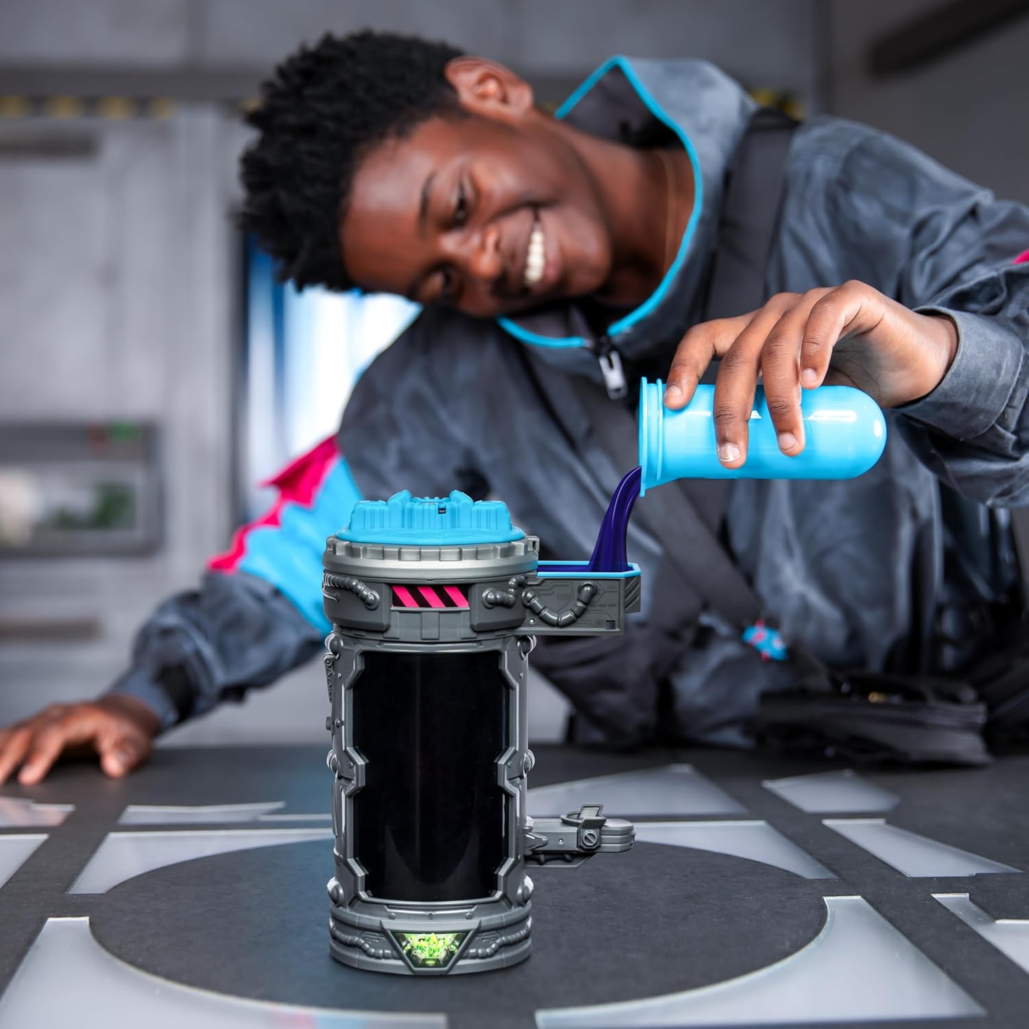 مستر بيست لاب غرفة الطفرات النمر الأيقوني مجسمات الحيوانات MrBeast Lab