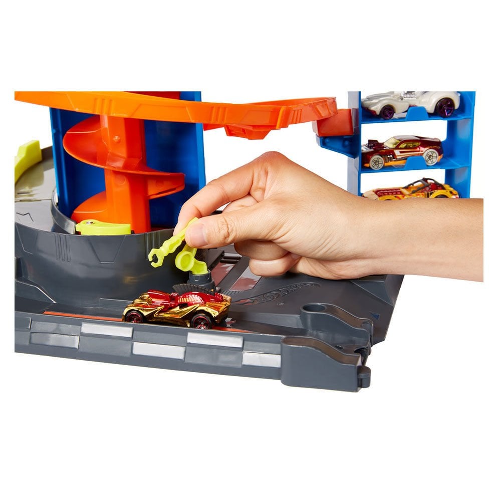 هوت ويلز العاب سيتي ميجا جراج مع مصعد حلزوني سيارات داي كاست HotWheels