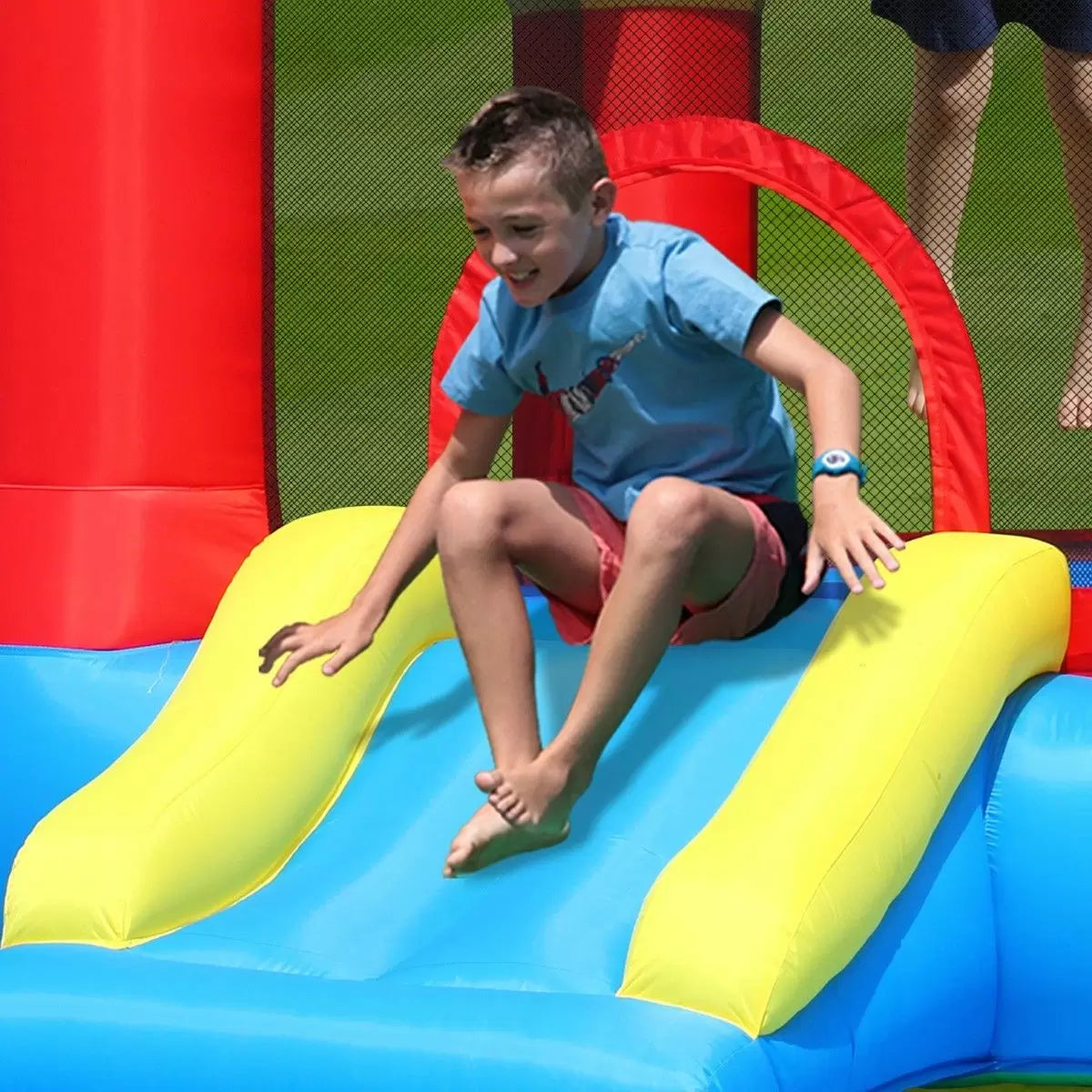 هابي هوب القلعة النطاطة مع حلقة ومزلقة النطاطات Happy Hop