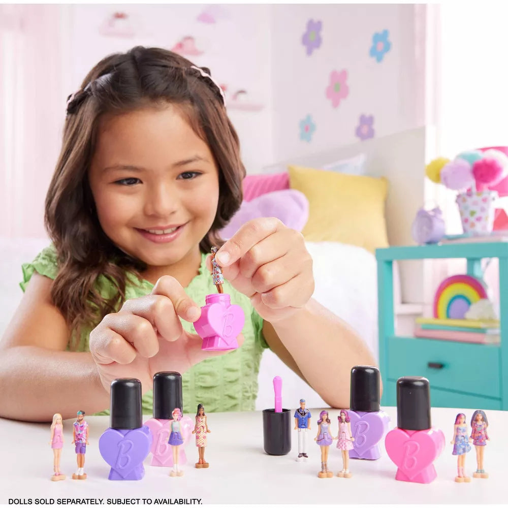 باربي دمى ميني فاشونيستا متنوع دمية مع اكسسوارات Barbie