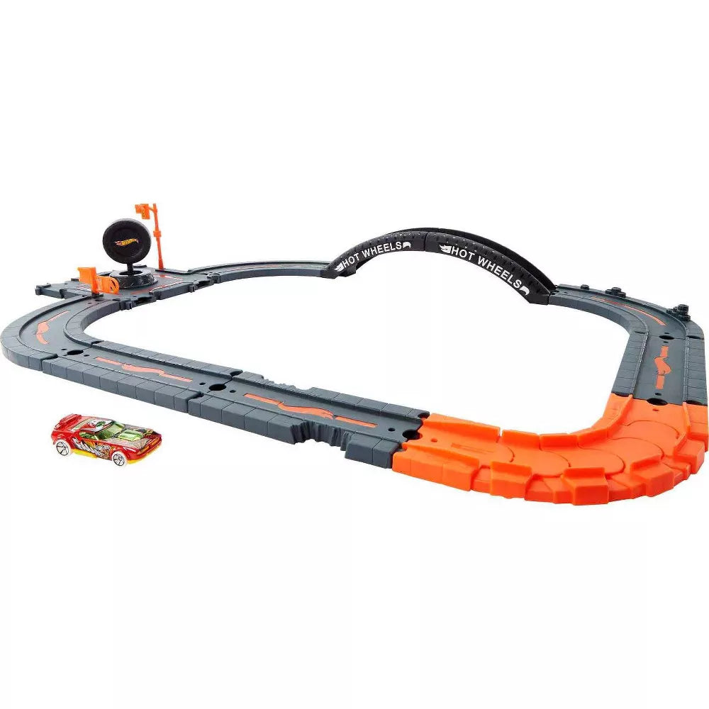 هوت ويلز توسعة المدينه من 10 قطع مركبات مع مسار HotWheels