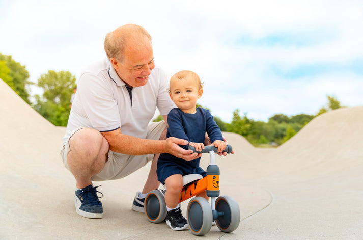 بولد كيوب دراجات التوازن للأطفال برتقالي مركبات الدف BOLDCUBE