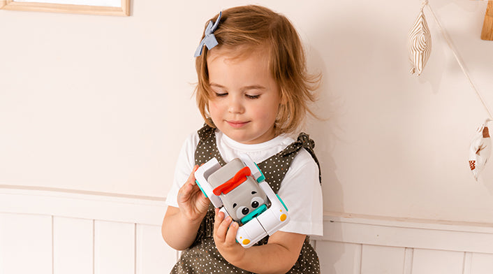 كيدز هيتس سياره الأطفاء سافي كيت المتحوله مواليد تفاعلي Kids Hits