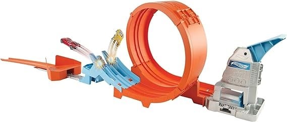 هوت ويلز المضمار البهلواني البطولي مركبات مع مسار HotWheels