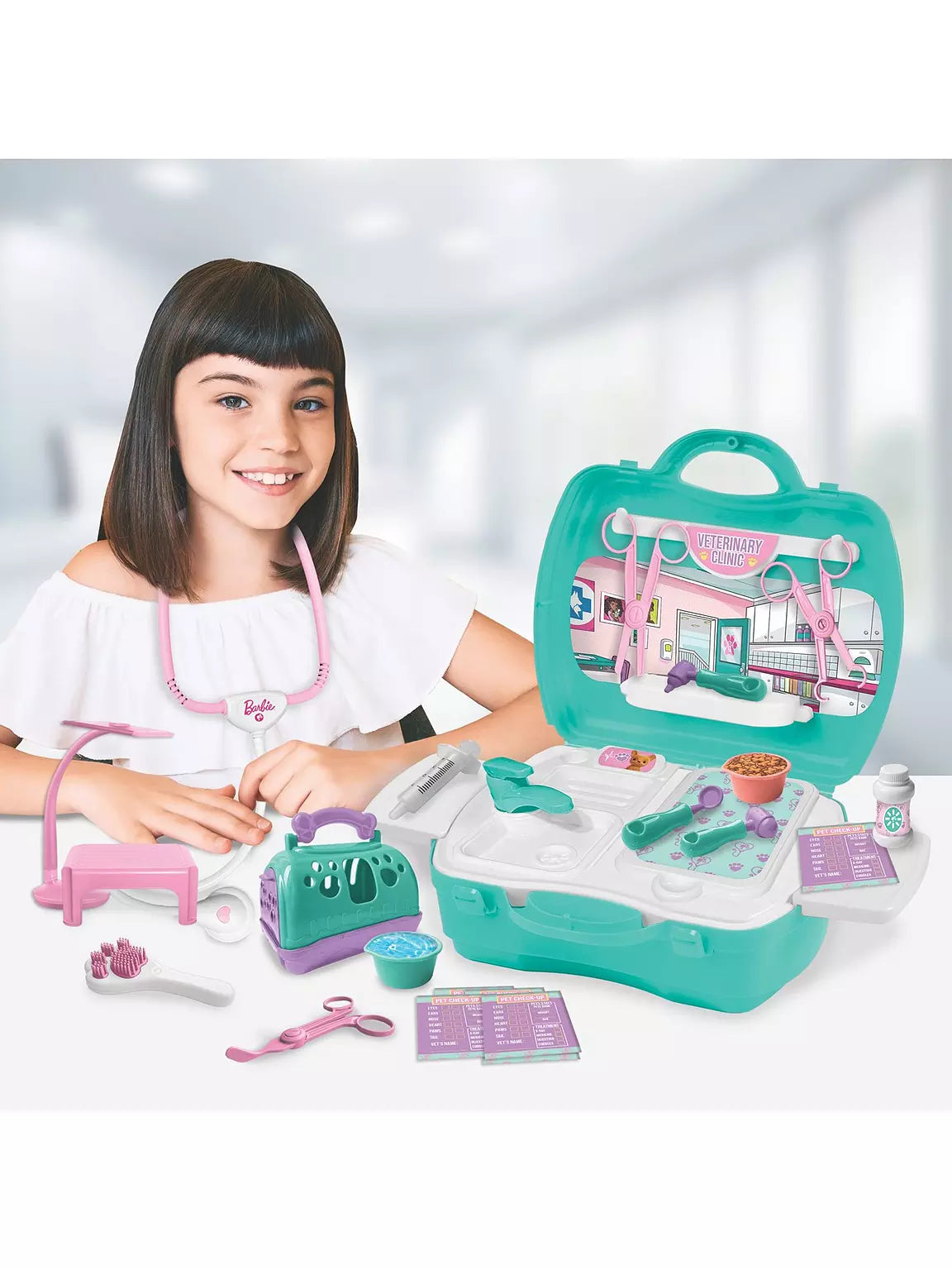 باربي حقيبه ألعاب عيادة الحيوانات الأليفة تقمص الأدوار Barbie