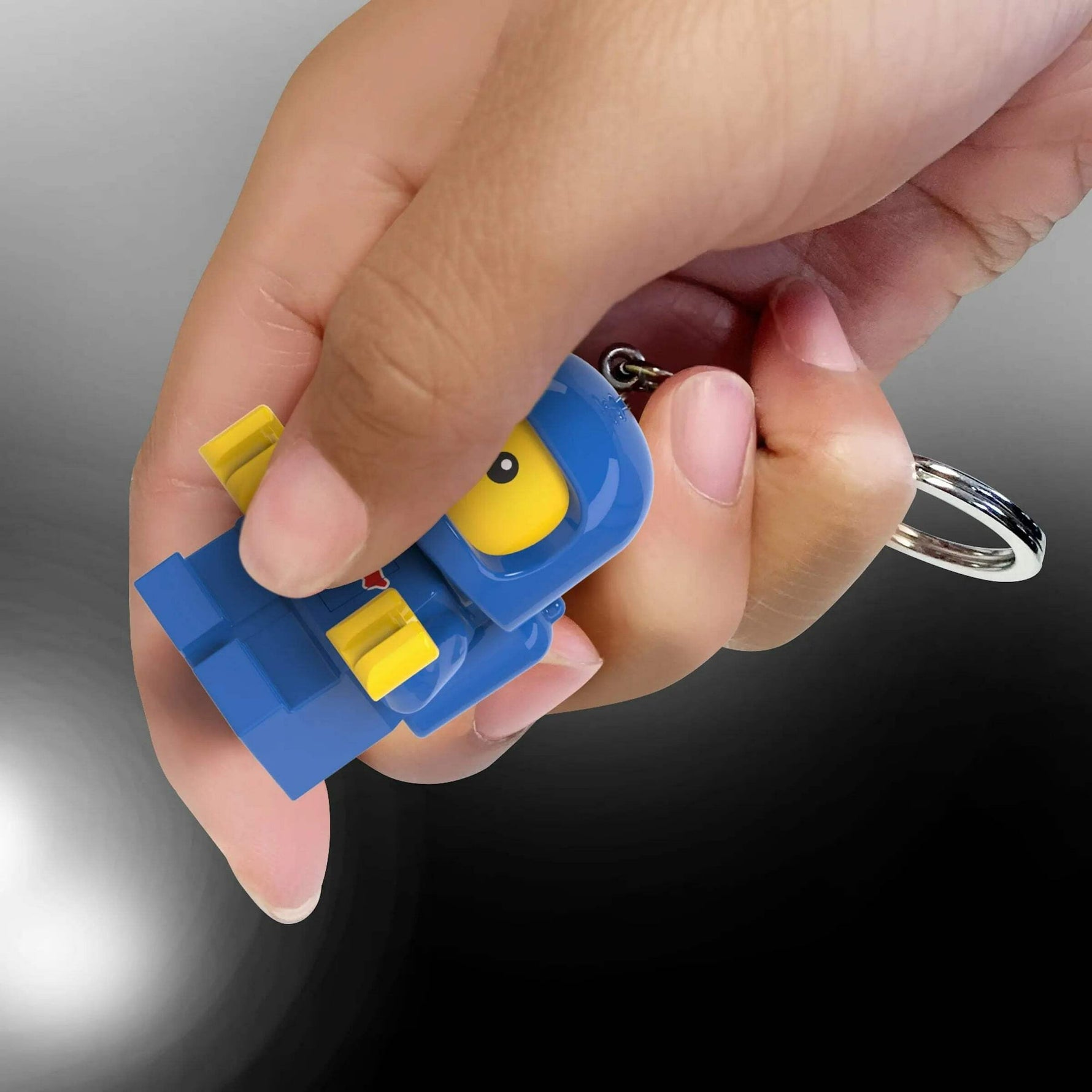 ليجو اي كيو سلسلة مفاتيح طفل فضائي مكعبات التركيب LEGO