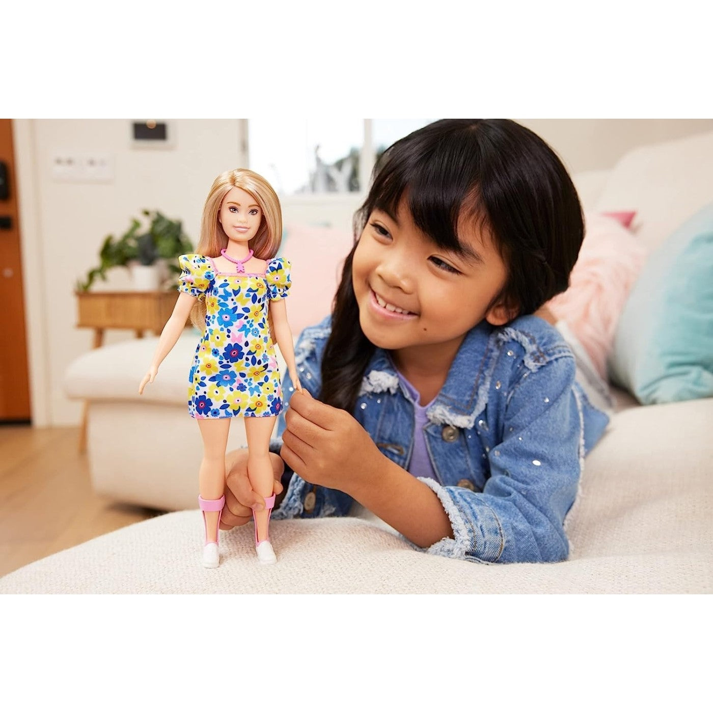 باربي دمية متلازمة داون بشعر اشقر دمى الشخصيات Barbie