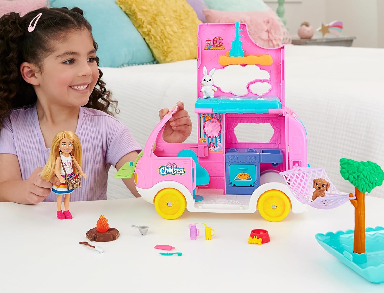 باربي لعب تشيلسي 2 في 1 من كامبر دمية مع اكسسوارات Barbie