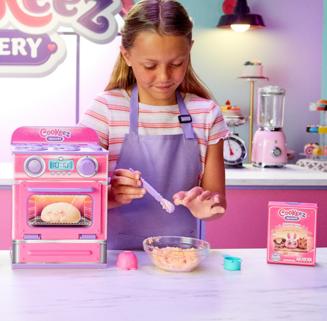 كوكيز ماكيري فرن القرفة مع قطيفة الالعاب القطنية Cookiez Makery