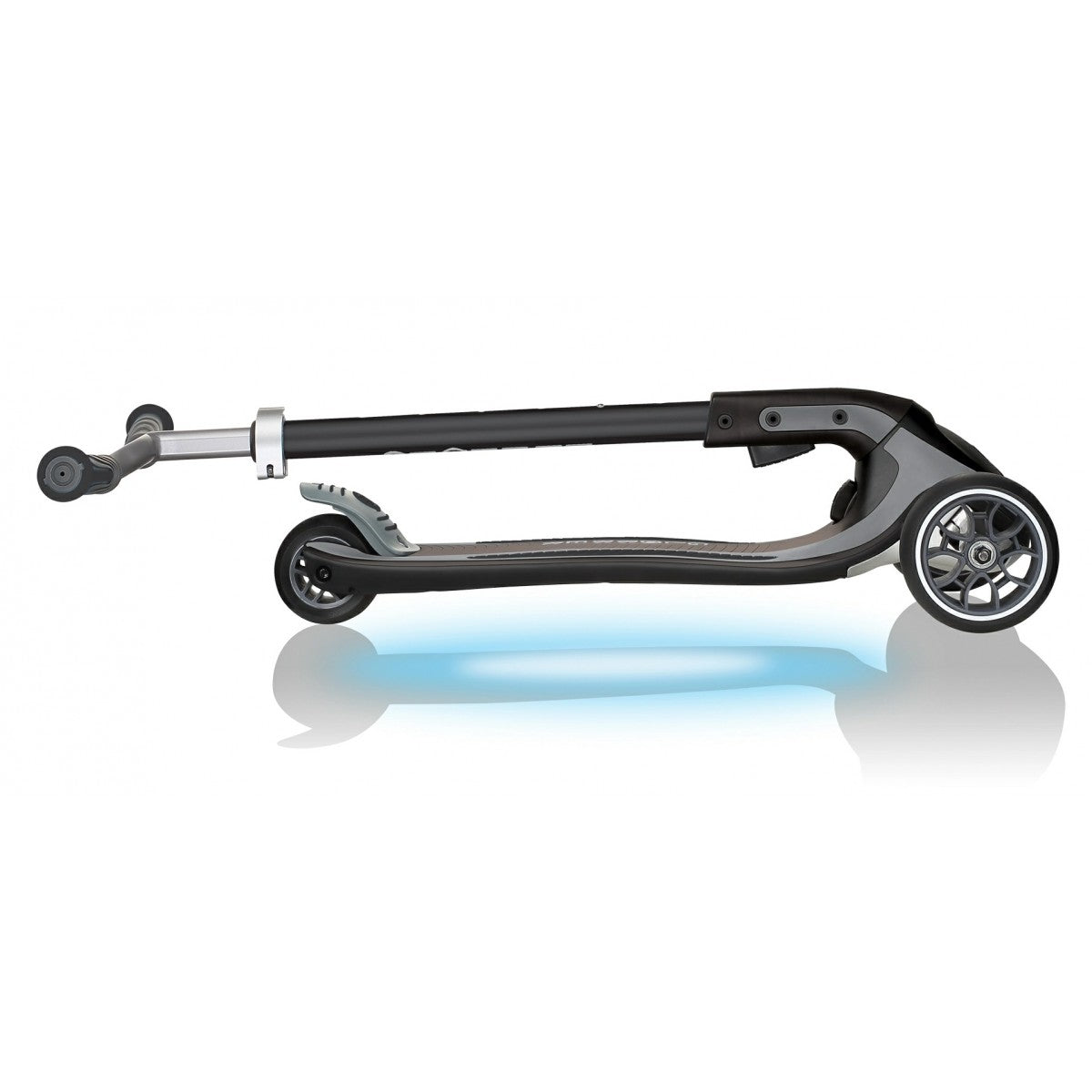 غلوبر سكوتر ألتيموم 3 عجلات رمادي سكوتر 3 عجلات GLOBBER