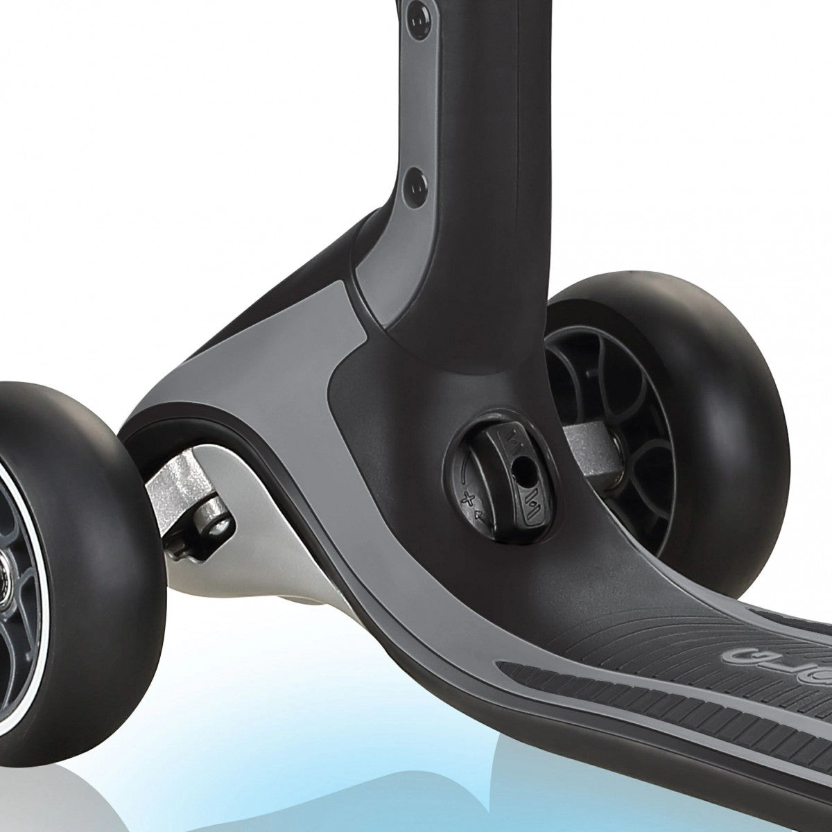 غلوبر سكوتر ألتيموم 3 عجلات رمادي سكوتر 3 عجلات GLOBBER