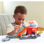 هوت ويلز متجر حلويات وسط المدينة مركبات مع مسار HotWheels
