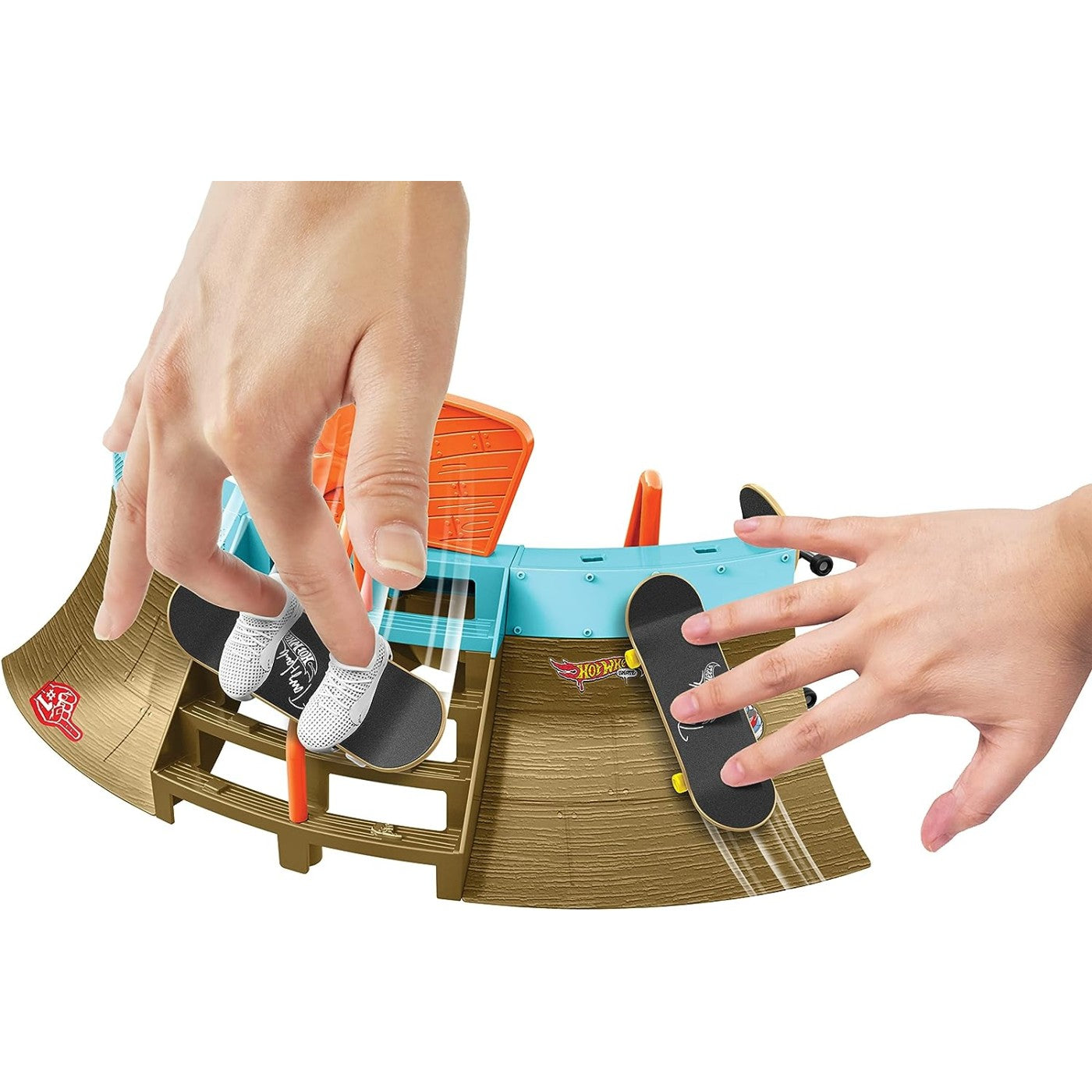 هوت ويلز لعب ملعب التزلج مركبات مع مسار HotWheels