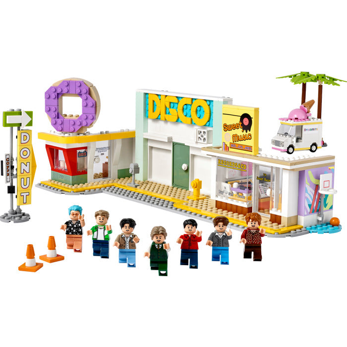 ليجو 21339 ديناميت بي تي إس مكعبات التركيب LEGO