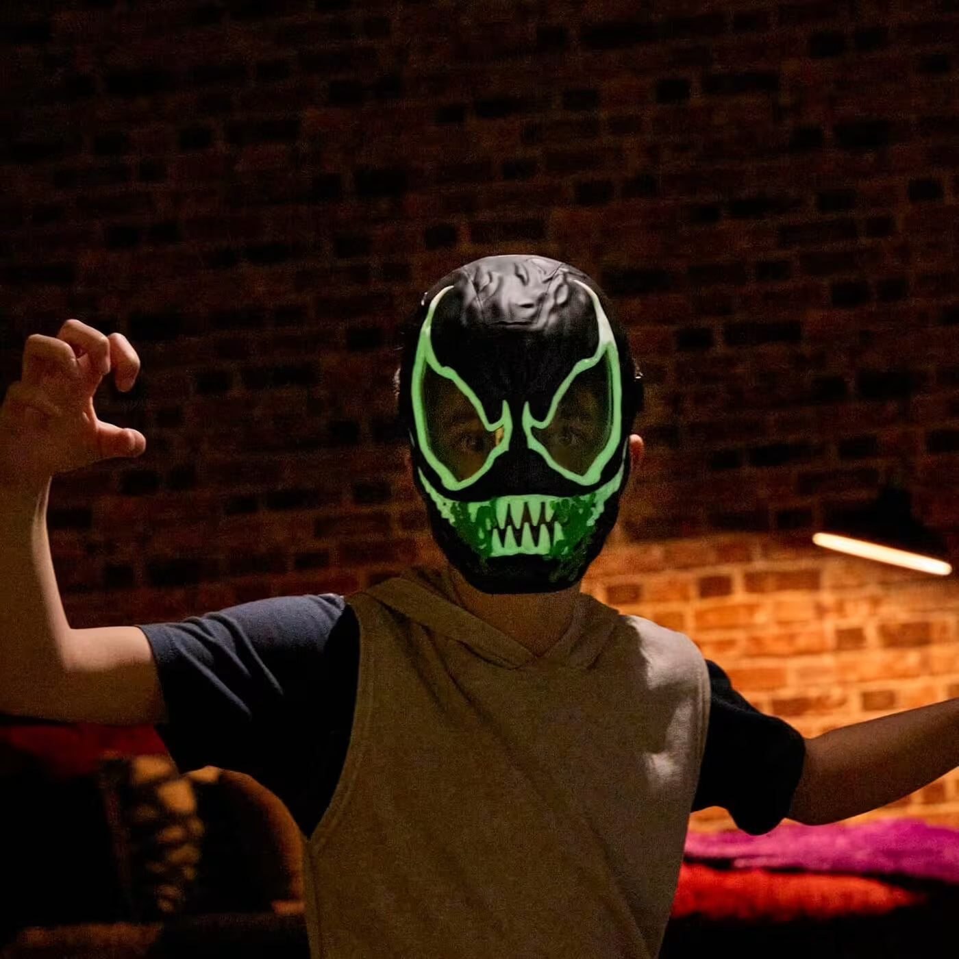 مارفل قناع فينوم المتوهج في الظلام تقمص الأدوار Marvel